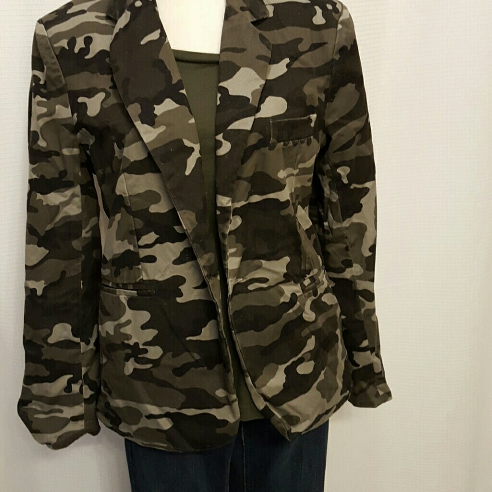 Camo Blazer